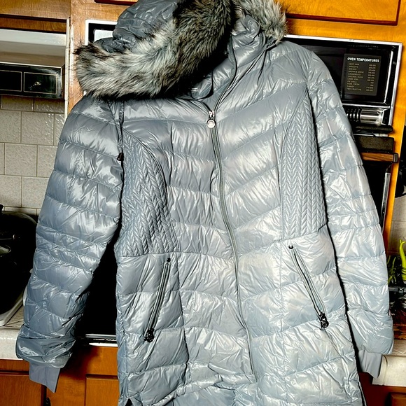 Puff jacket grey , very comfy - Picture 1 of 16